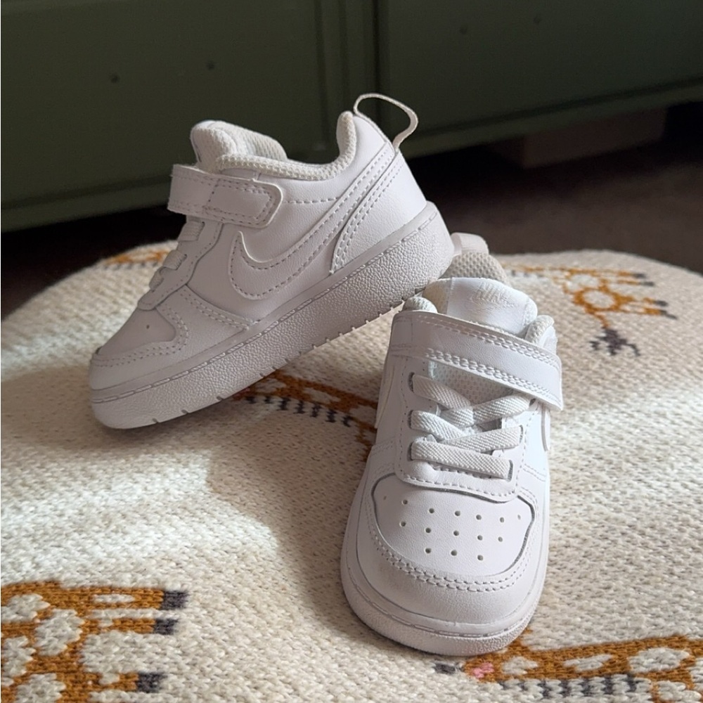 Nike Kids White Hook-and-Loop Sneakers